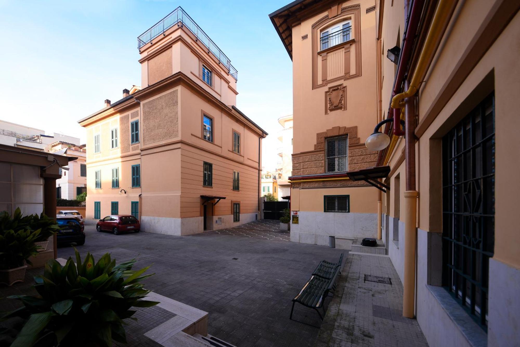 Casa San Giuseppe Hotel Rome Exterior photo
