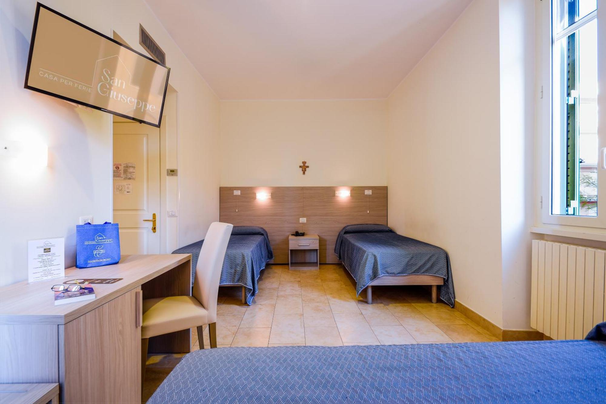 Casa San Giuseppe Hotel Rome Exterior photo
